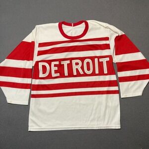 Vintage 90s CCM Detroit Red Wings Hockey Jersey Mens Medium Spellout Red White